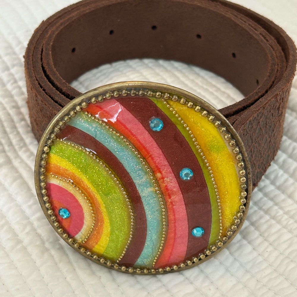 Colorful Round Enamel Belt Buckle on Brown Leather Belt